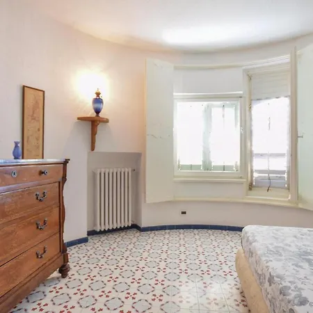 Holiday home Casa Wanda Mandra Capreria